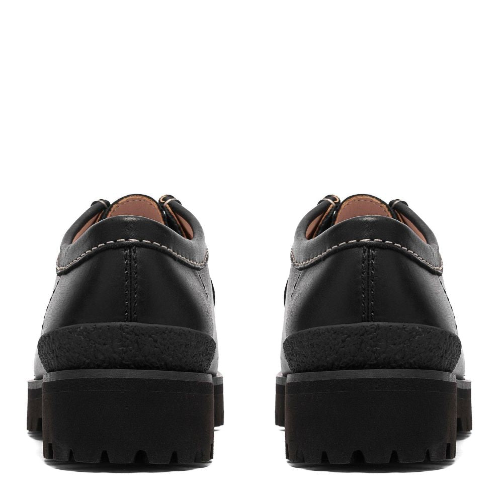 Clarks Men's Walla Yukoner in Black Leather | Getoutsideshoes.com