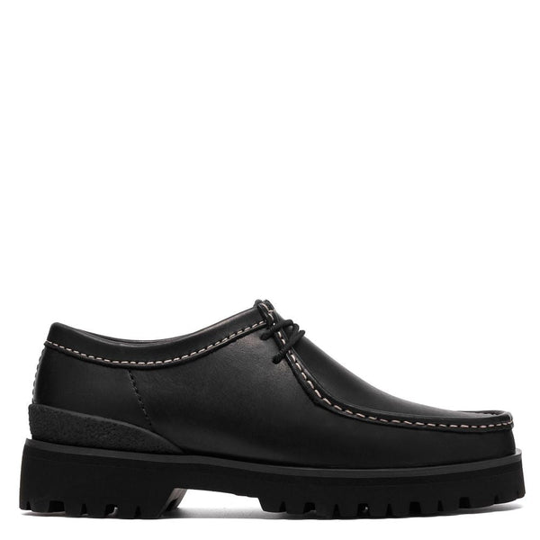 Clarks Men's Walla Yukoner in Black Leather | Getoutsideshoes.com