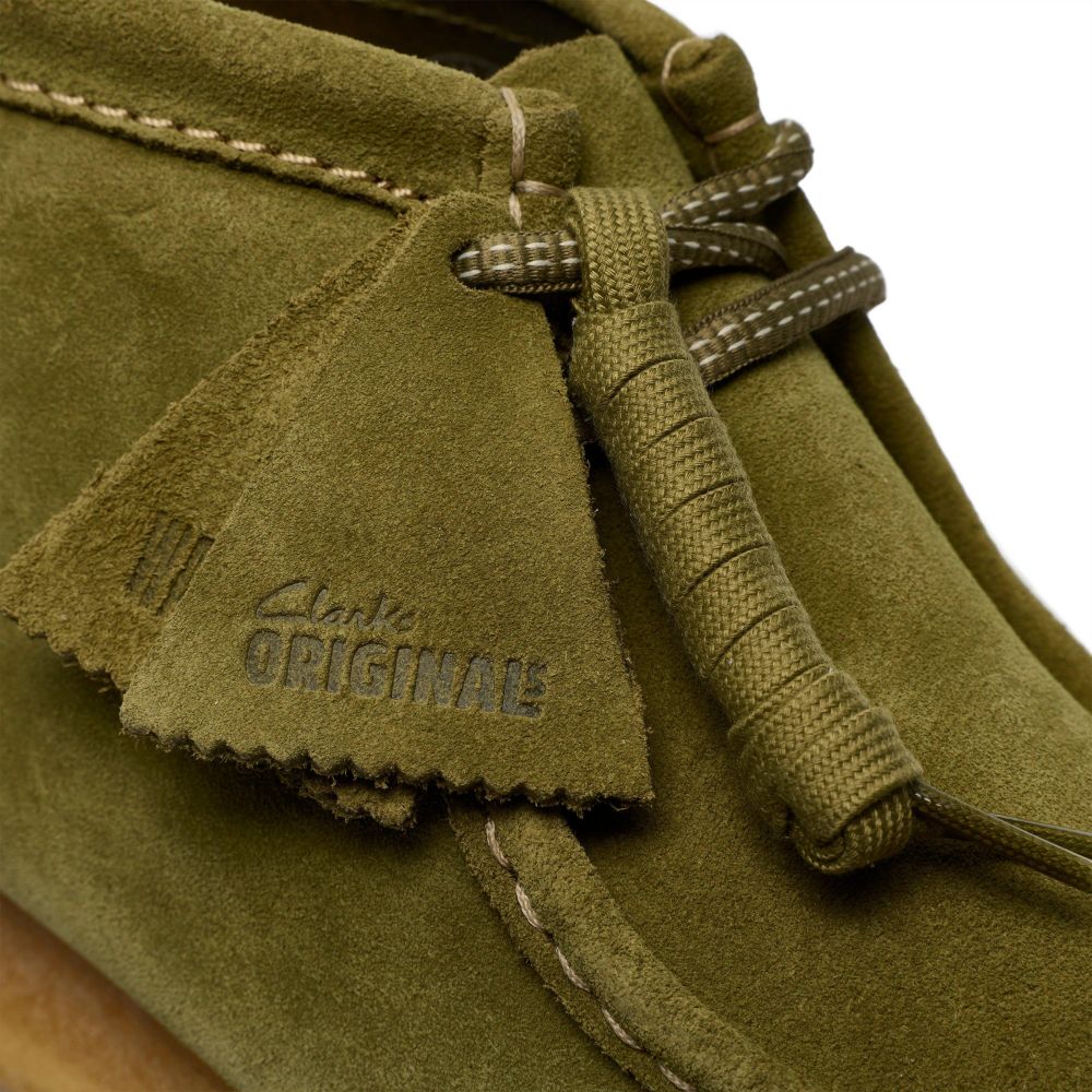 Clarks Men's Wallabee Boot in Green Suede - Getoutside Shoes