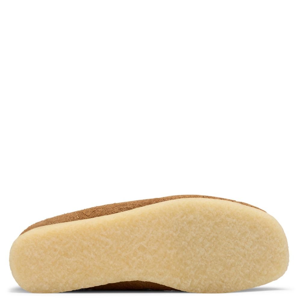 Clarks Men's Wallabee Boot in Light Tan Embossed - Getoutside Shoes