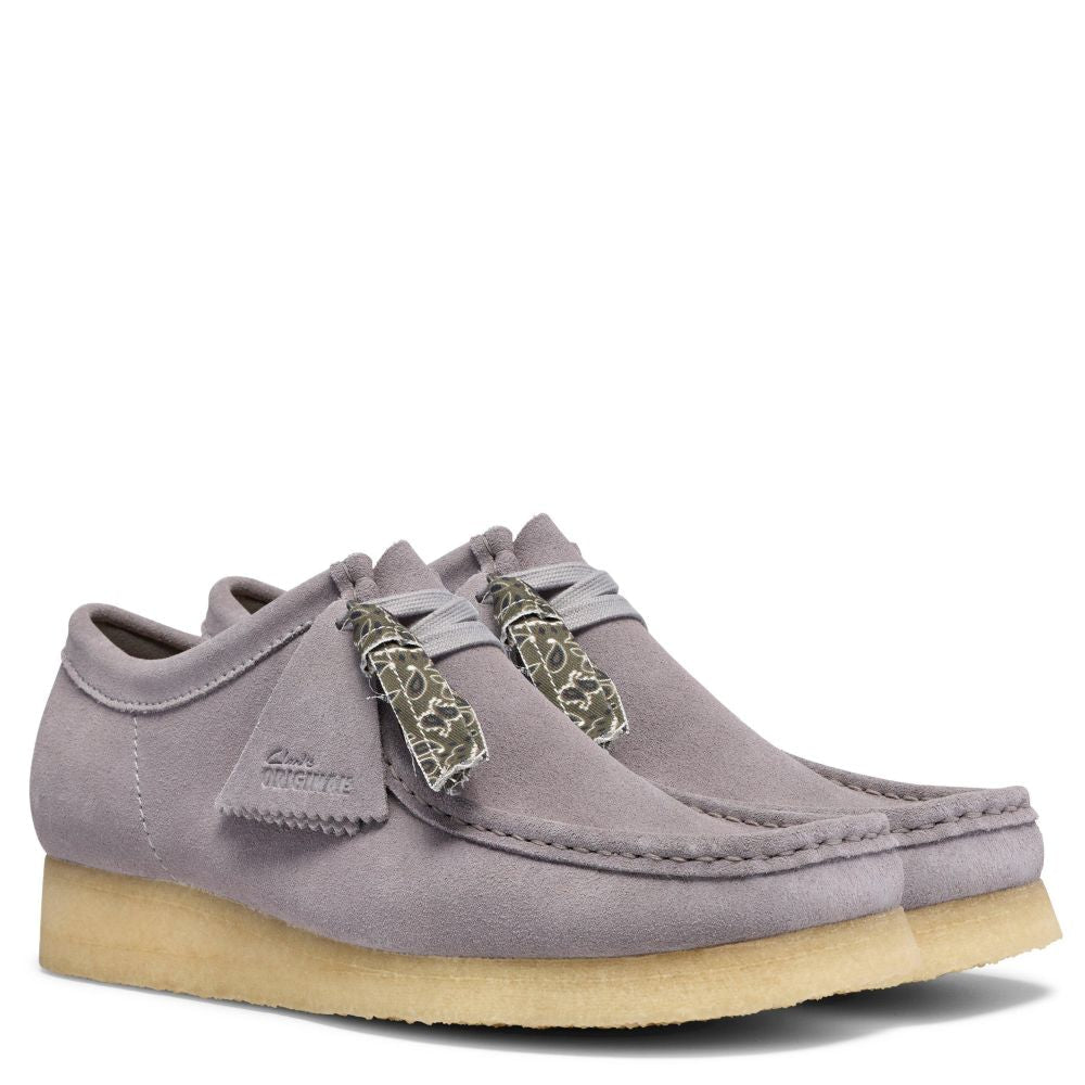 Clarks Men's Wallabee in Ash Suede - Getoutside Shoes