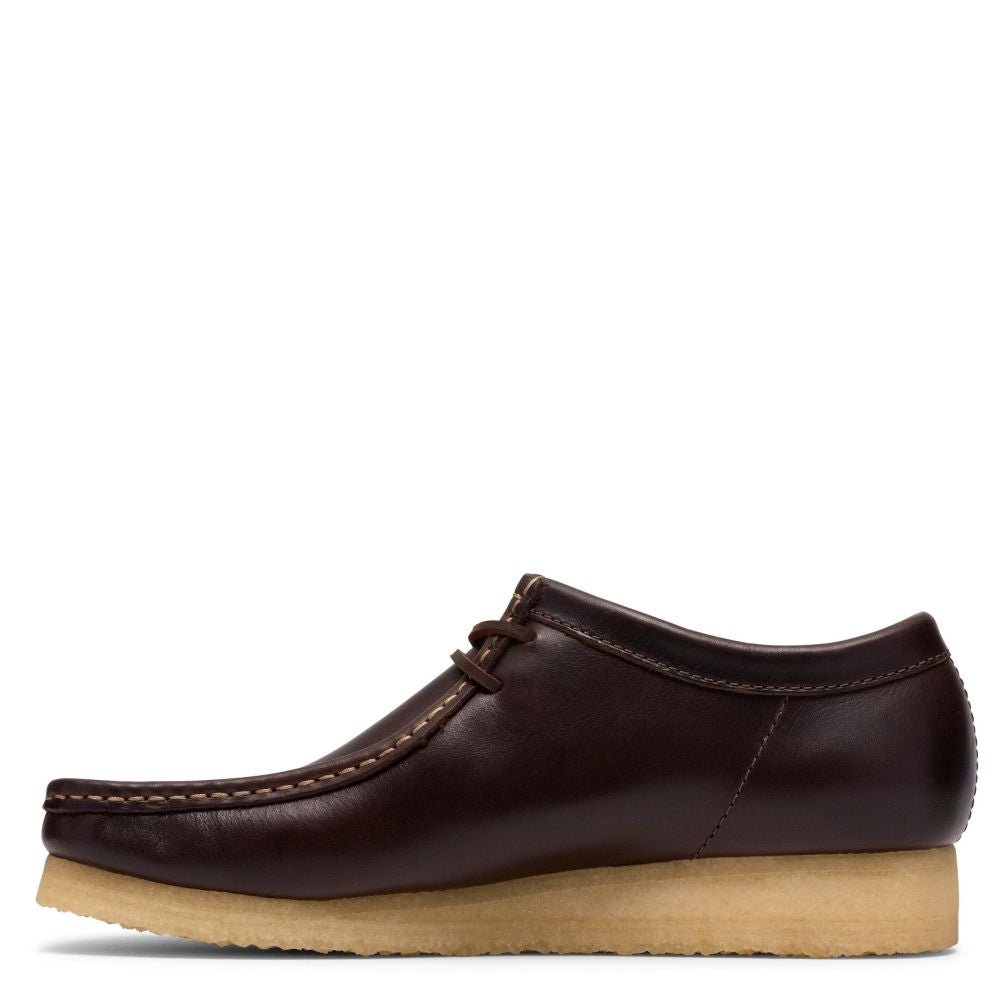 Clarks Men's Wallabee in Dark Brown Leather - Getoutside Shoes