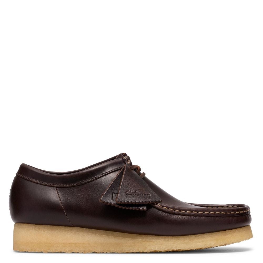 Clarks | Men's Wallabee in Maple Suede | Getoutsideshoes.com
