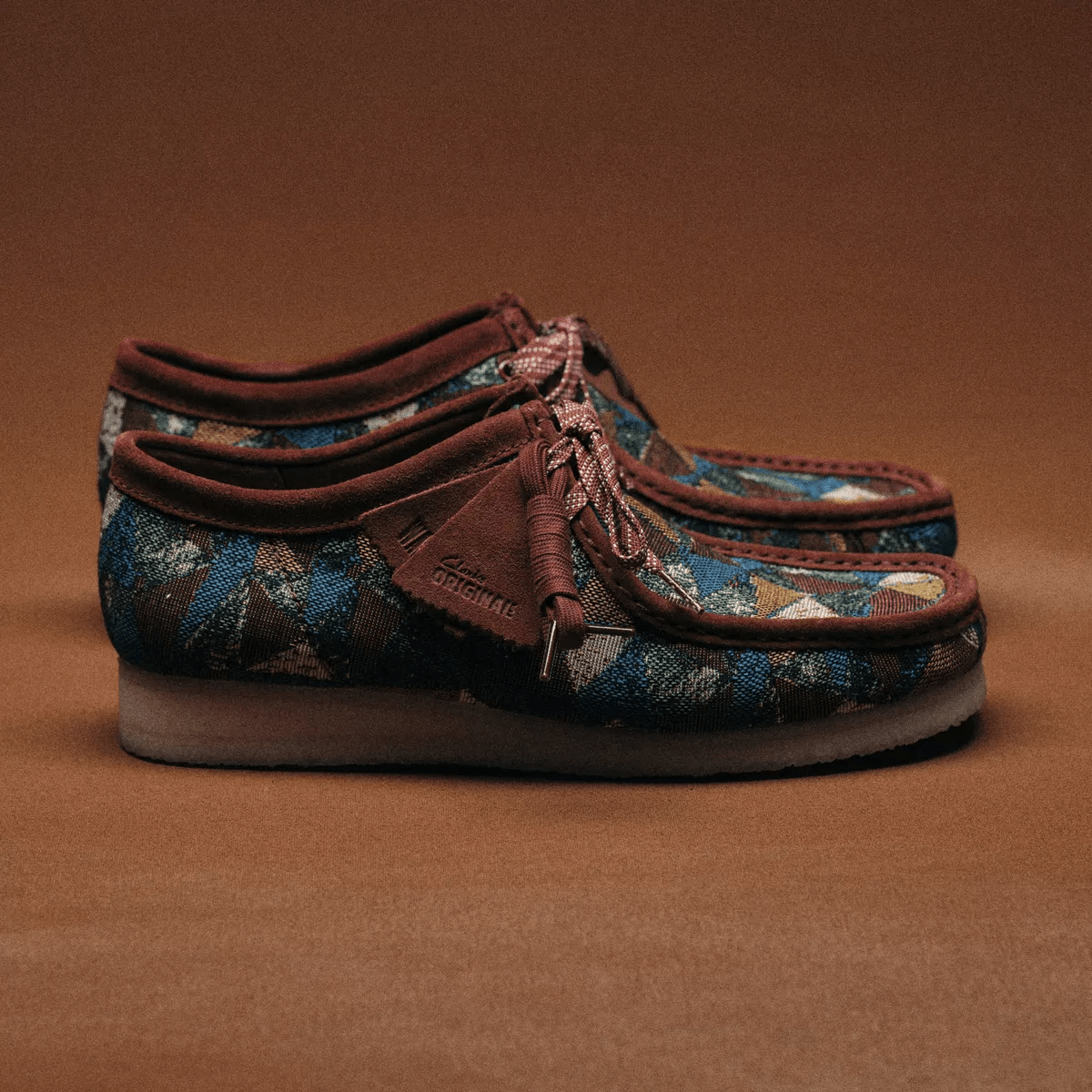 Clarks Men's Wallabee in Multicolour Textile - Getoutside Shoes