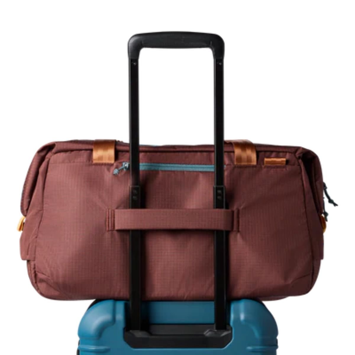 Cotopaxi Viaje 35L Travel Duffel in Sepia - Getoutside Shoes