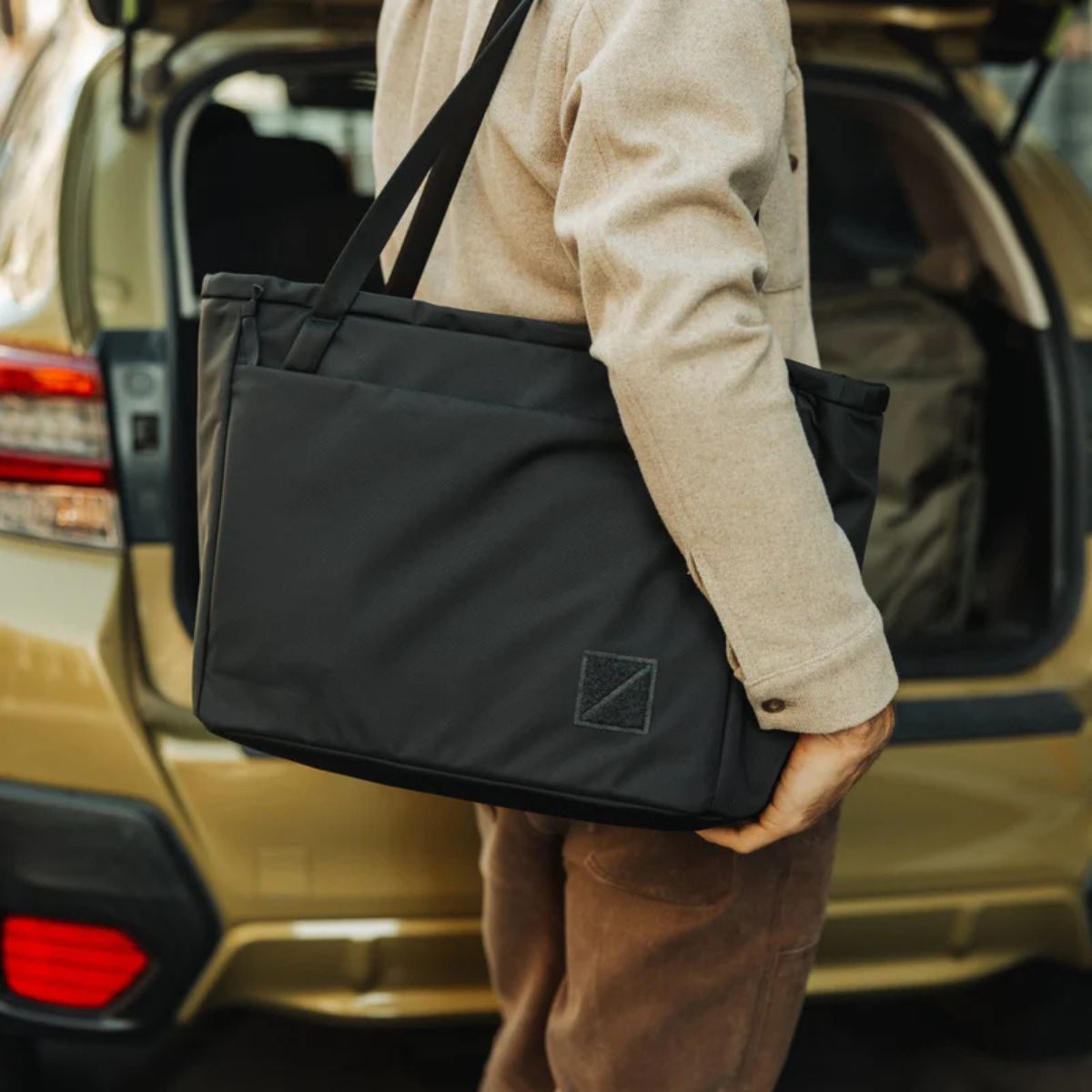 Evergoods Civic Daily Tote 24L in Solution Dyed Black - Getoutside Shoes