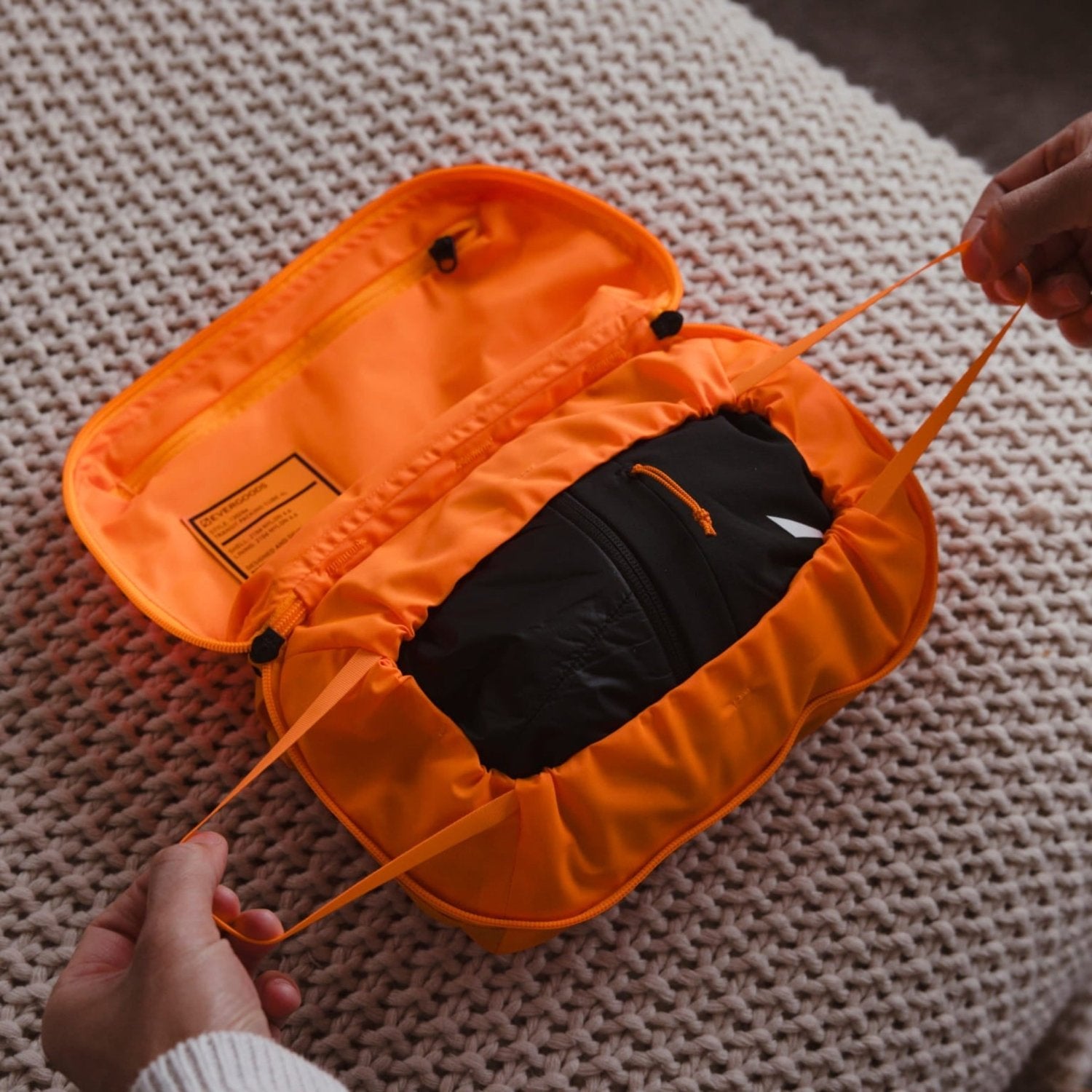 Evergoods Transit Packing Cube 4L in Hot Orange - Getoutside Shoes
