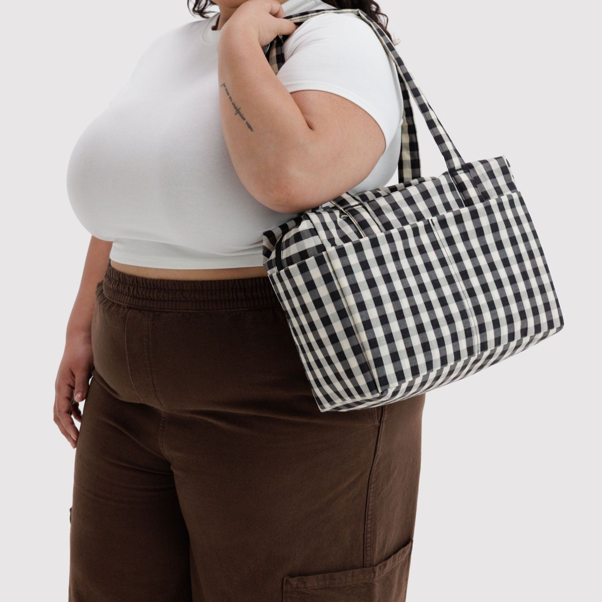 Baggu Everyday Cloud Bag in Black And Cream Gingham