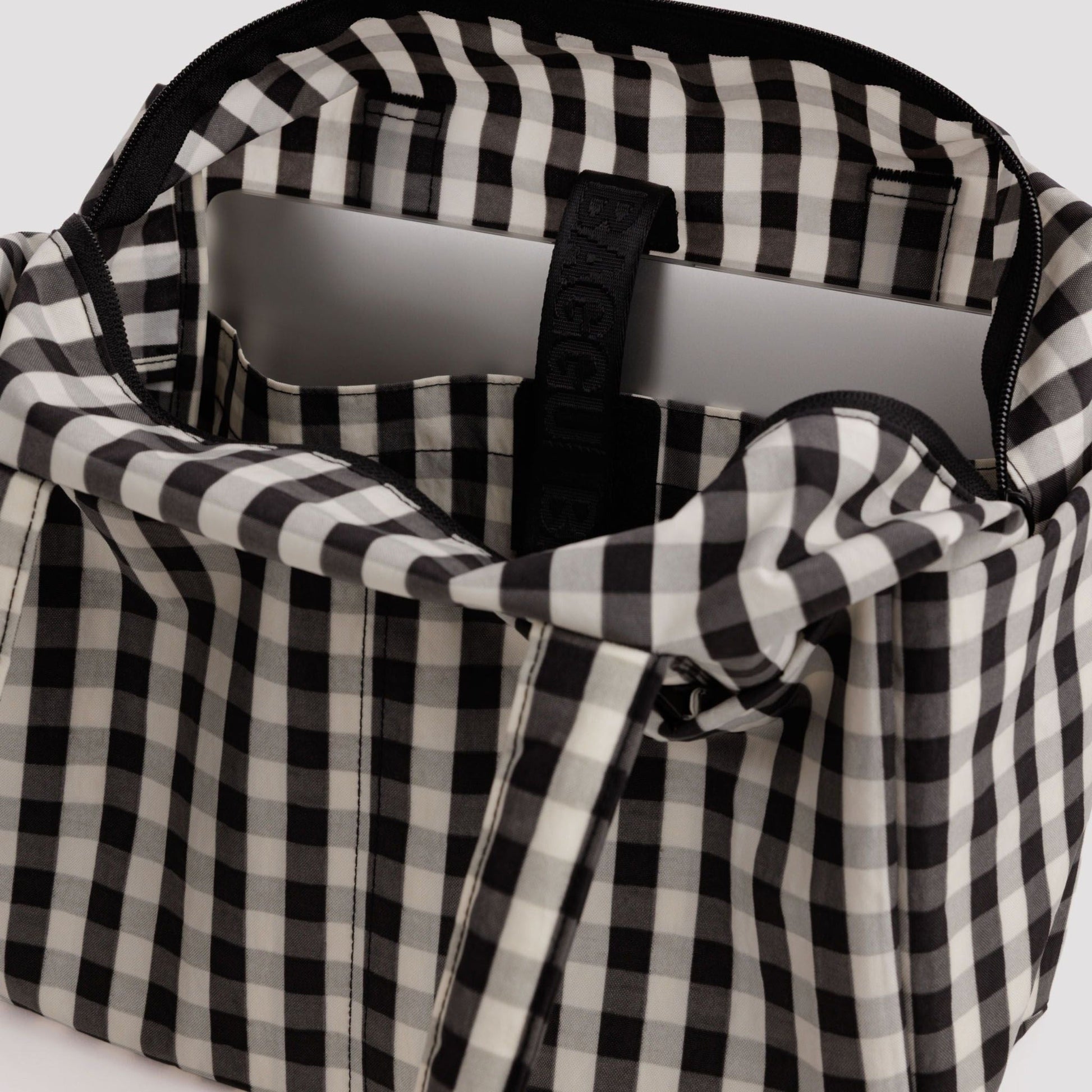 Baggu Everyday Cloud Bag in Black And Cream Gingham