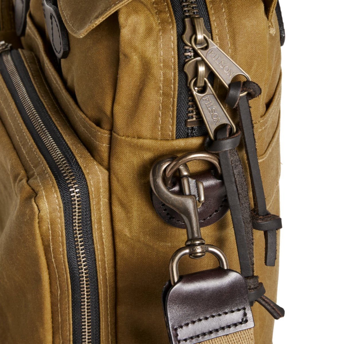 Filson 24 Hour Tin Cloth Briefcase in Dark Tan - Getoutside Shoes