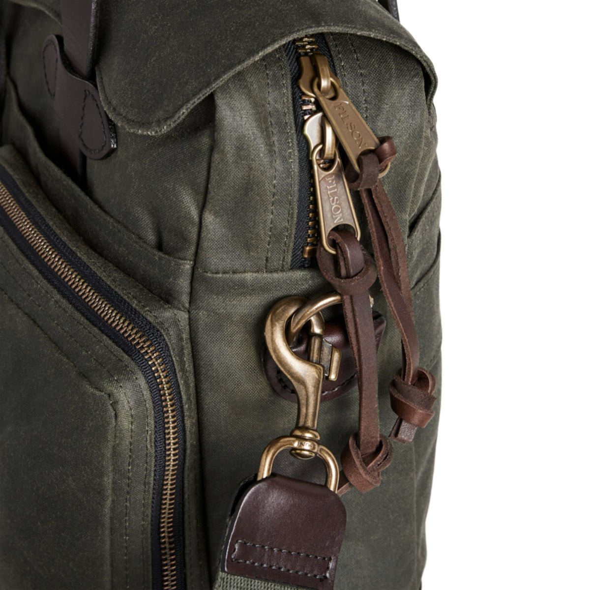 Filson 24 Hour Tin Cloth Briefcase in Ottergreen - Getoutside Shoes