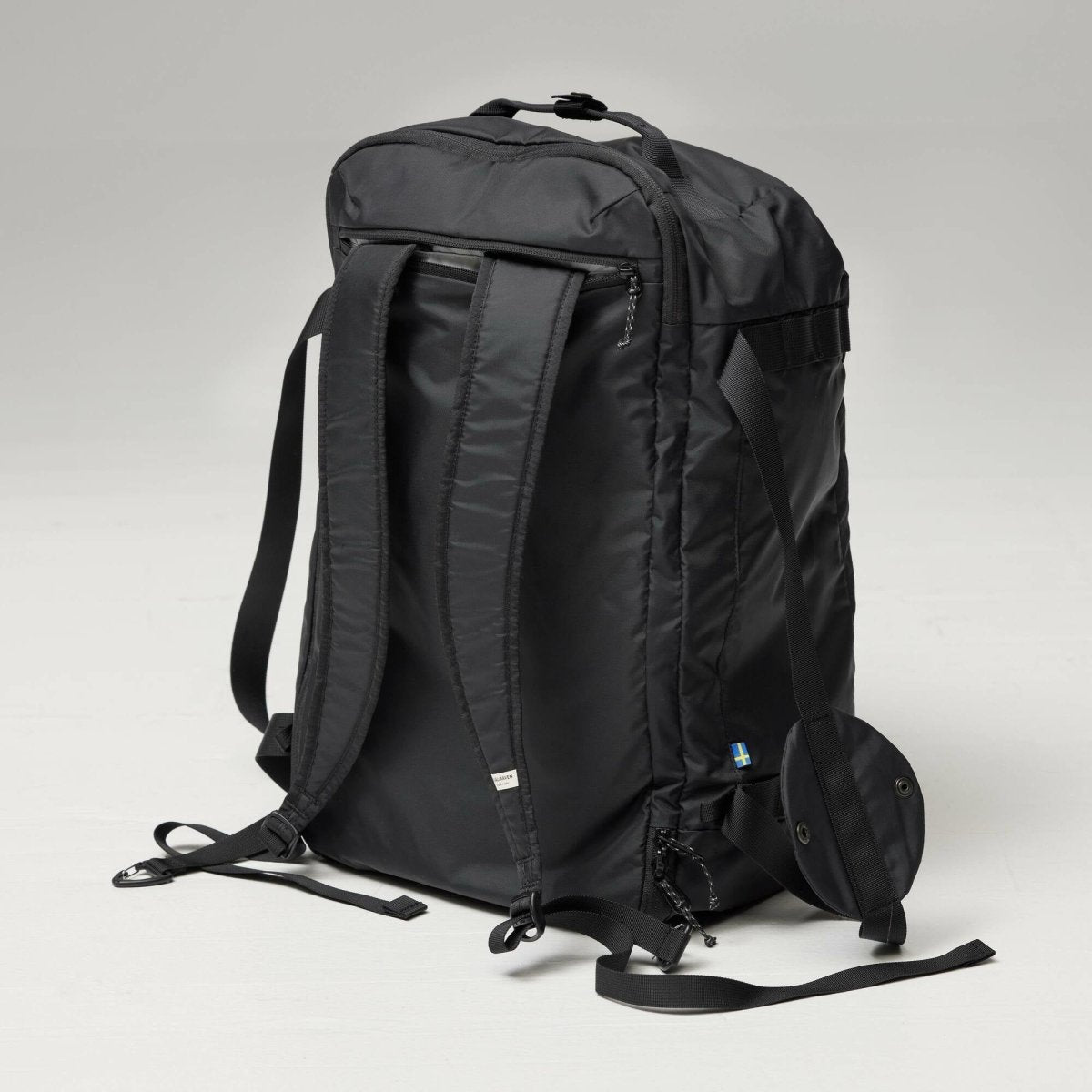 Fjallraven High Coast Duffel 36 in Black - Getoutside Shoes