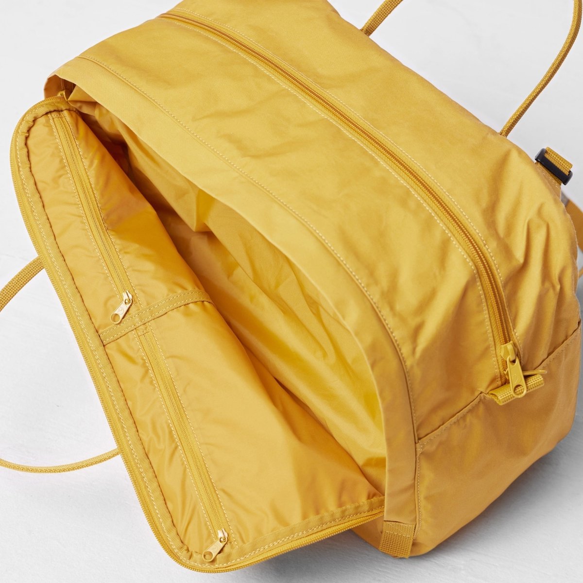 Fjallraven Kanken Weekender in Ochre - Getoutside Shoes