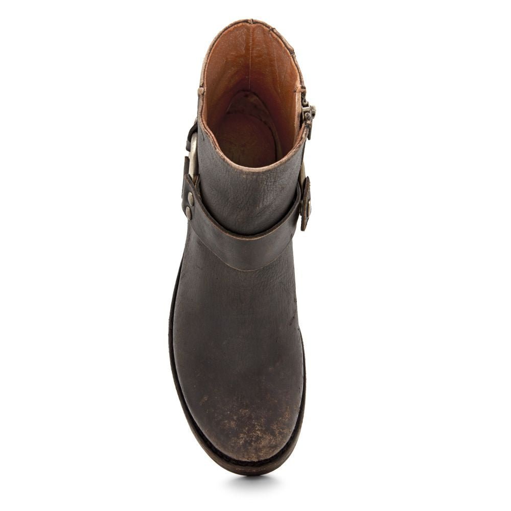 Frye Women's Veronica Harness Short in Blackfull Grain Brush Off - Getoutside Shoes