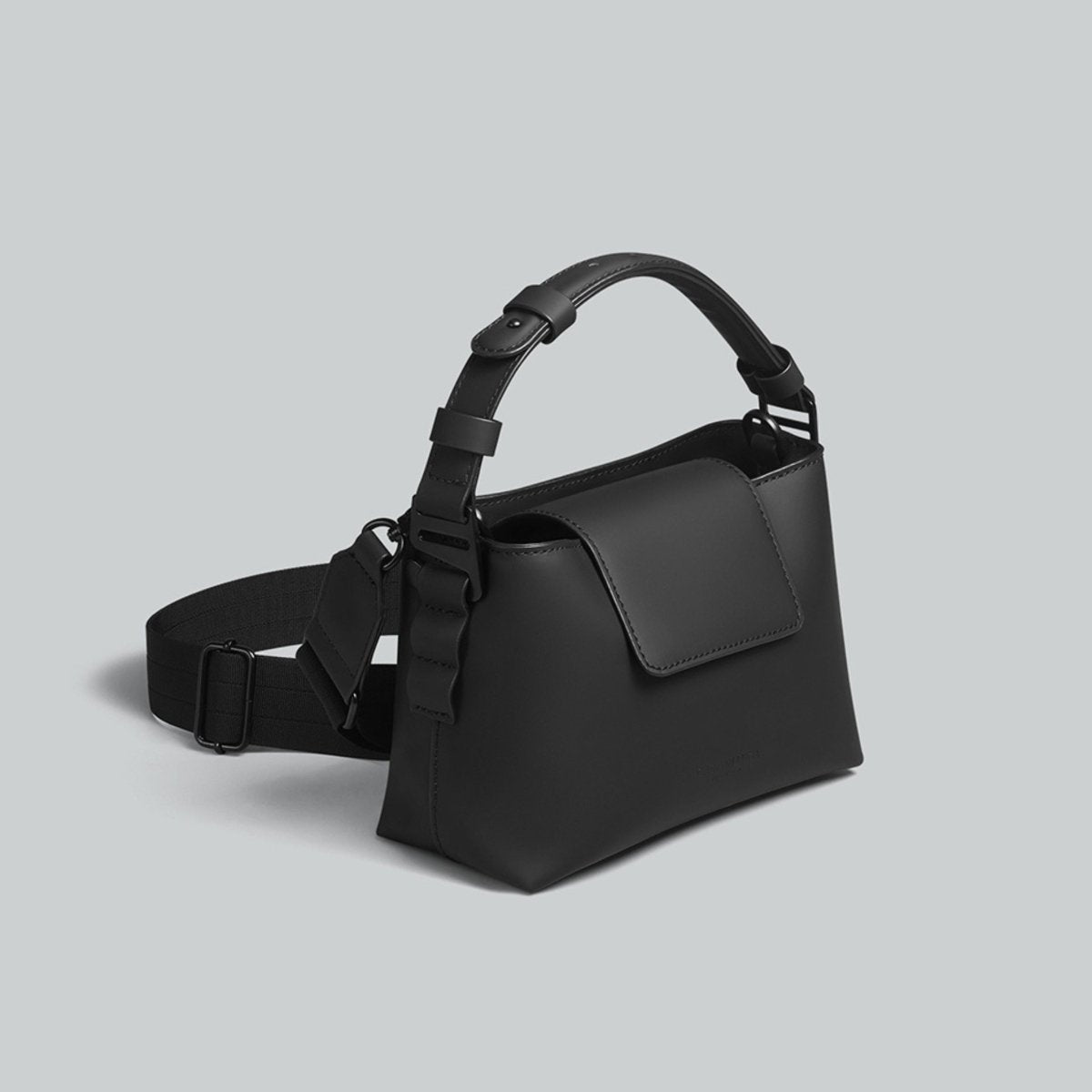 Gaston Luga Spläshini in Black - Getoutside Shoes
