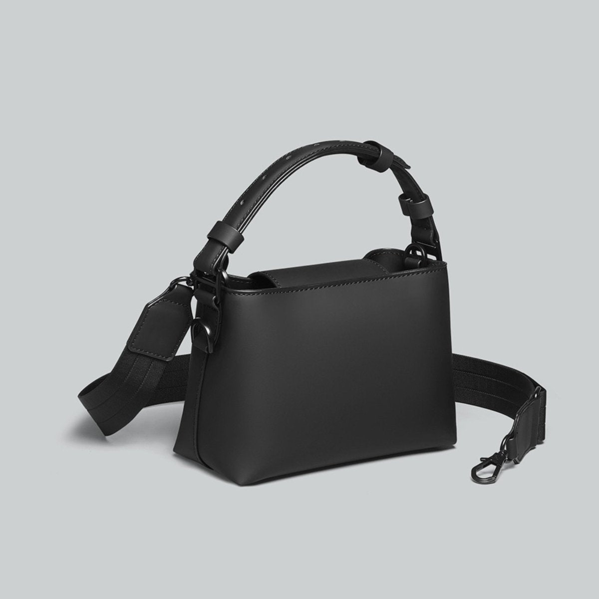 Gaston Luga Spläshini in Black - Getoutside Shoes