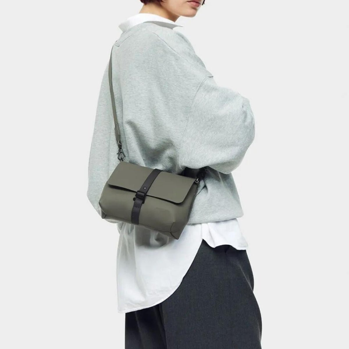 Gaston Luga Splash Crossbody Bag in Olive - Getoutside Shoes