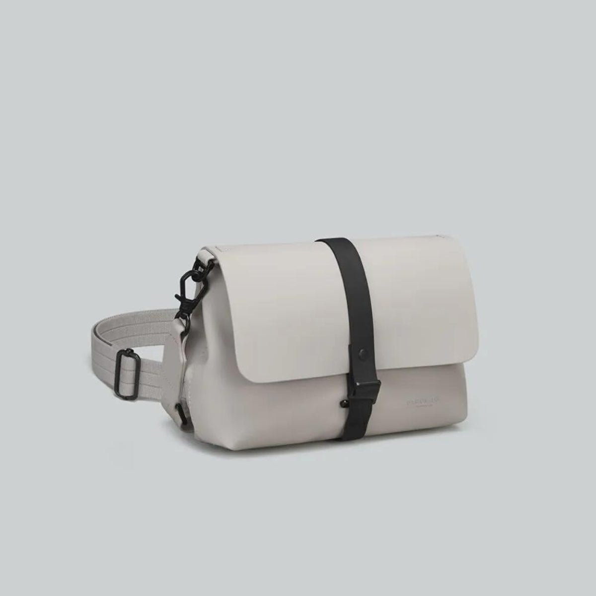 Gaston Luga Splash Crossbody Bag in Taupe - Getoutside Shoes