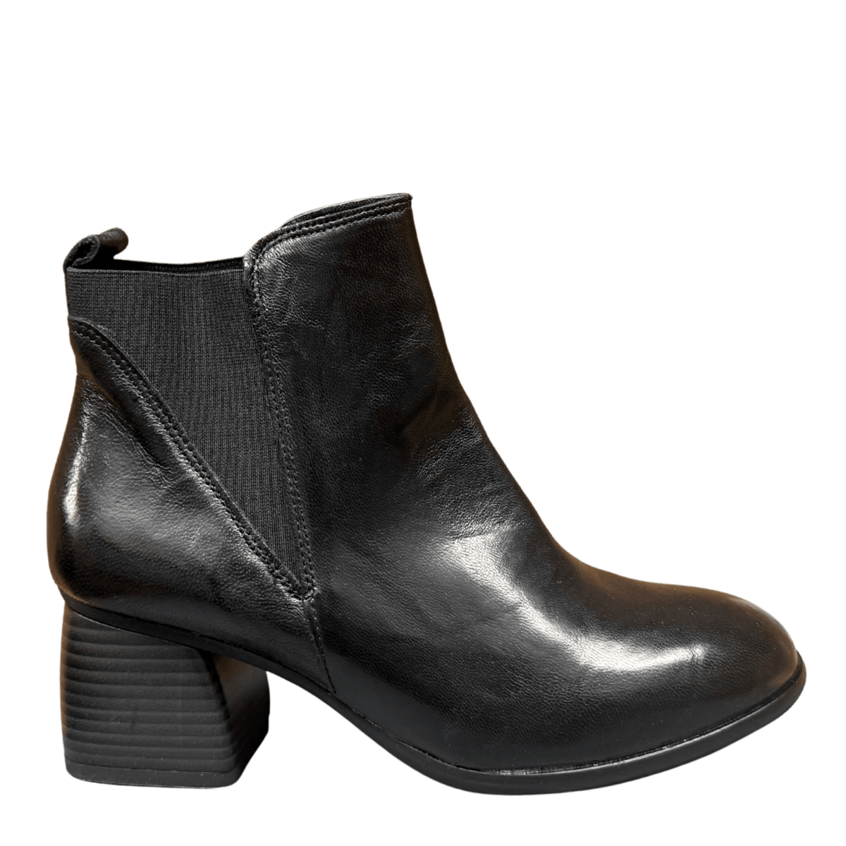 Getoutside Women's Chelsea Heeled Boot in Black Leather - Getoutside Shoes