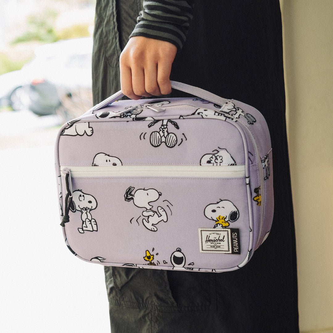 Herschel Pop Quiz Lunch Box Peanuts in Snoopy and Woodstock Pastel Lc - Getoutside Shoes