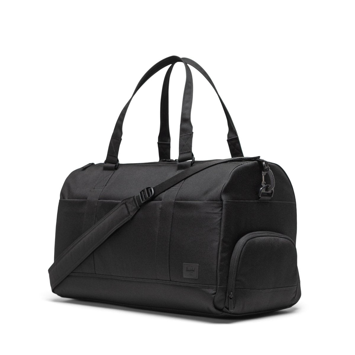 Herschel Tech Novel Duffle in Black - Getoutside Shoes