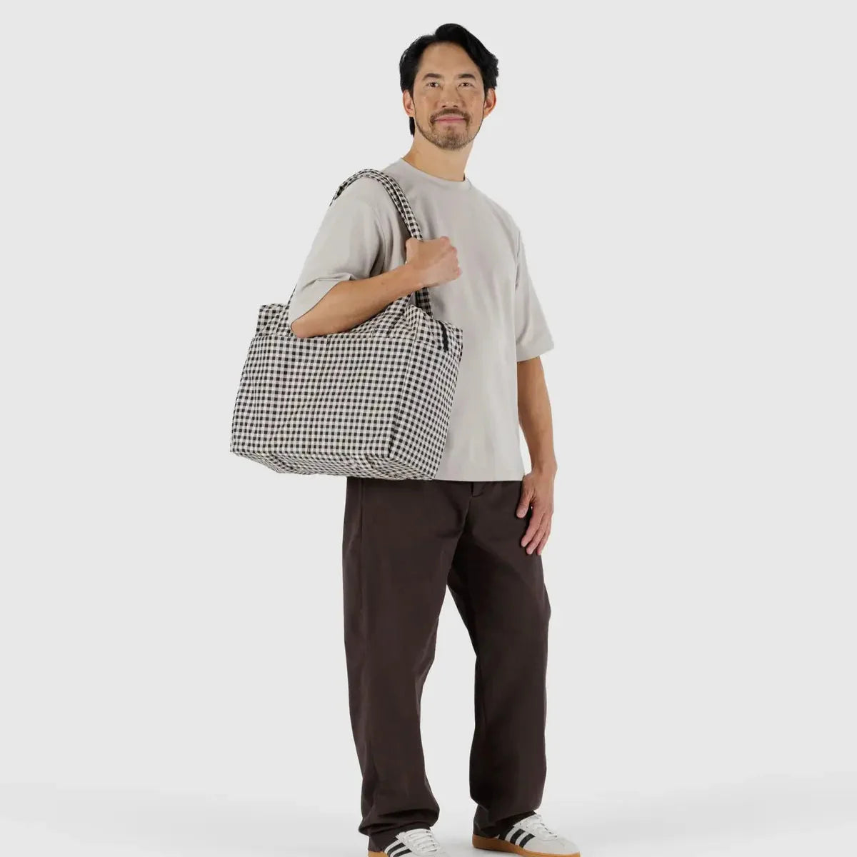Baggu Small Cloud Carry-On in Black & White Gingham