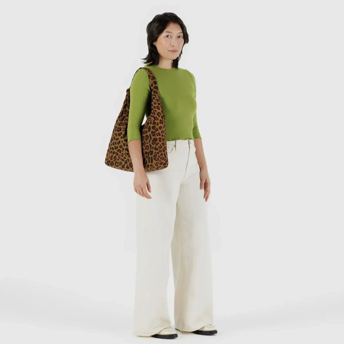 Baggu Nylon Shoulder Bag in Leopard