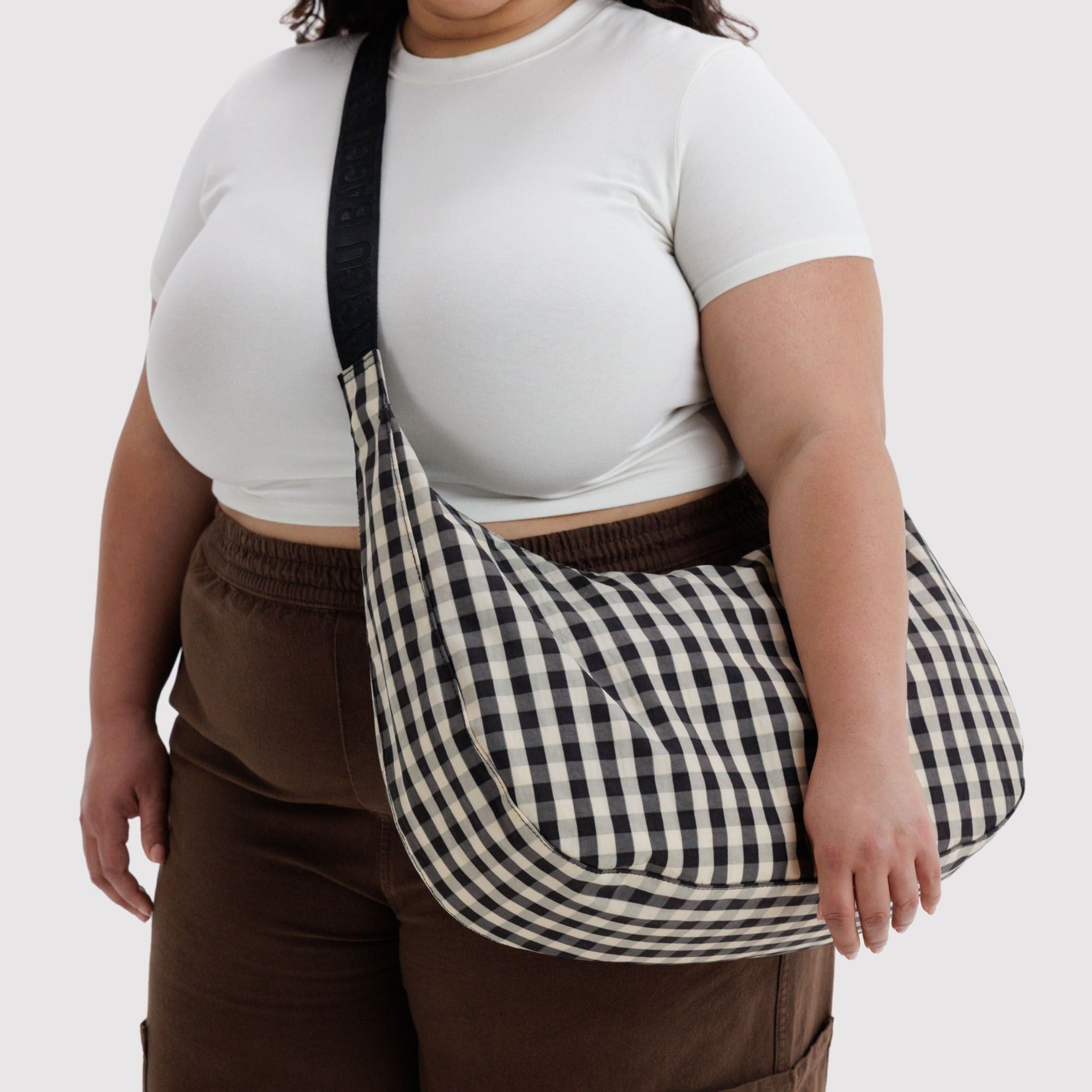 Baggu Large Nylon Crescent Bag in Black And Cream Gingham