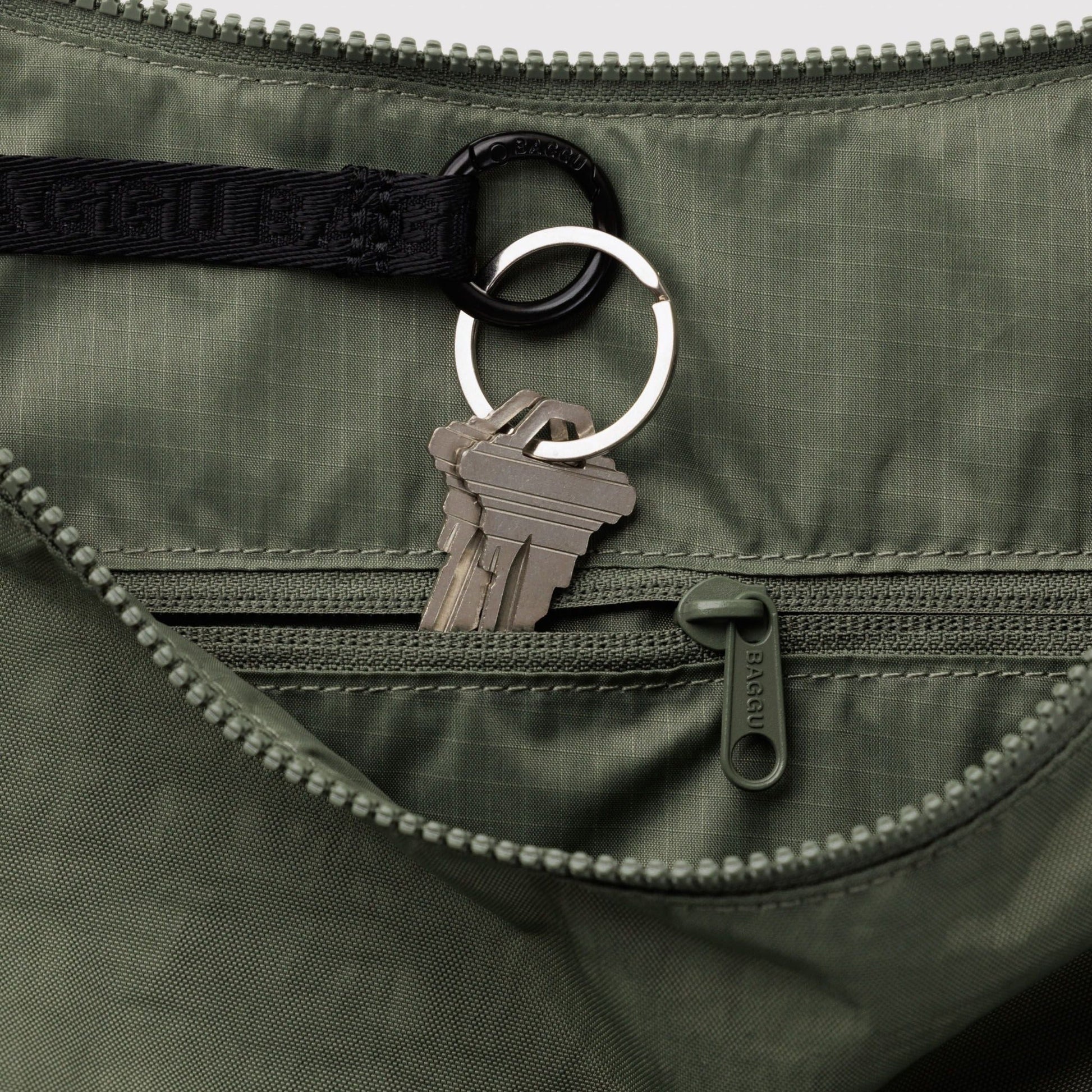 Baggu Large Nylon Crescent Bag in Caper
