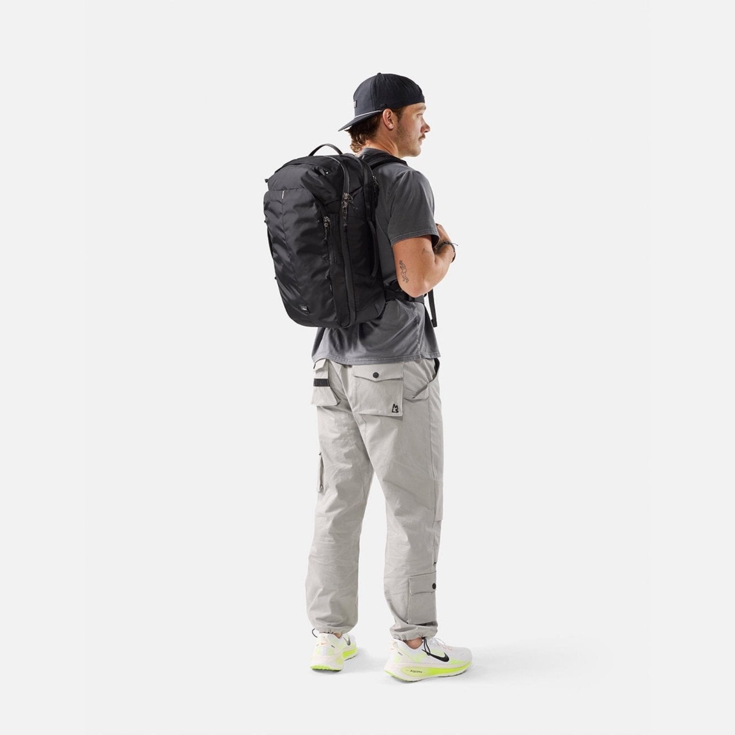 Matador 30L Carry-On Travel Pack in Black - Getoutside Shoes