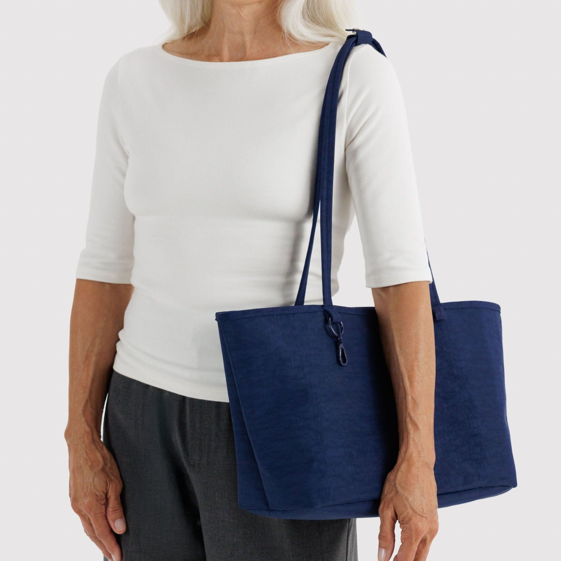 Baggu Medium Nylon Reversible Tote in Navy Mix