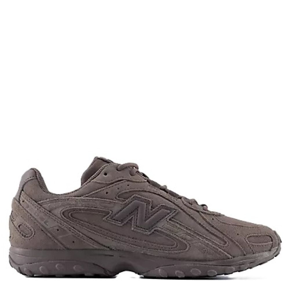 New Balance Women's 204L in Cortado