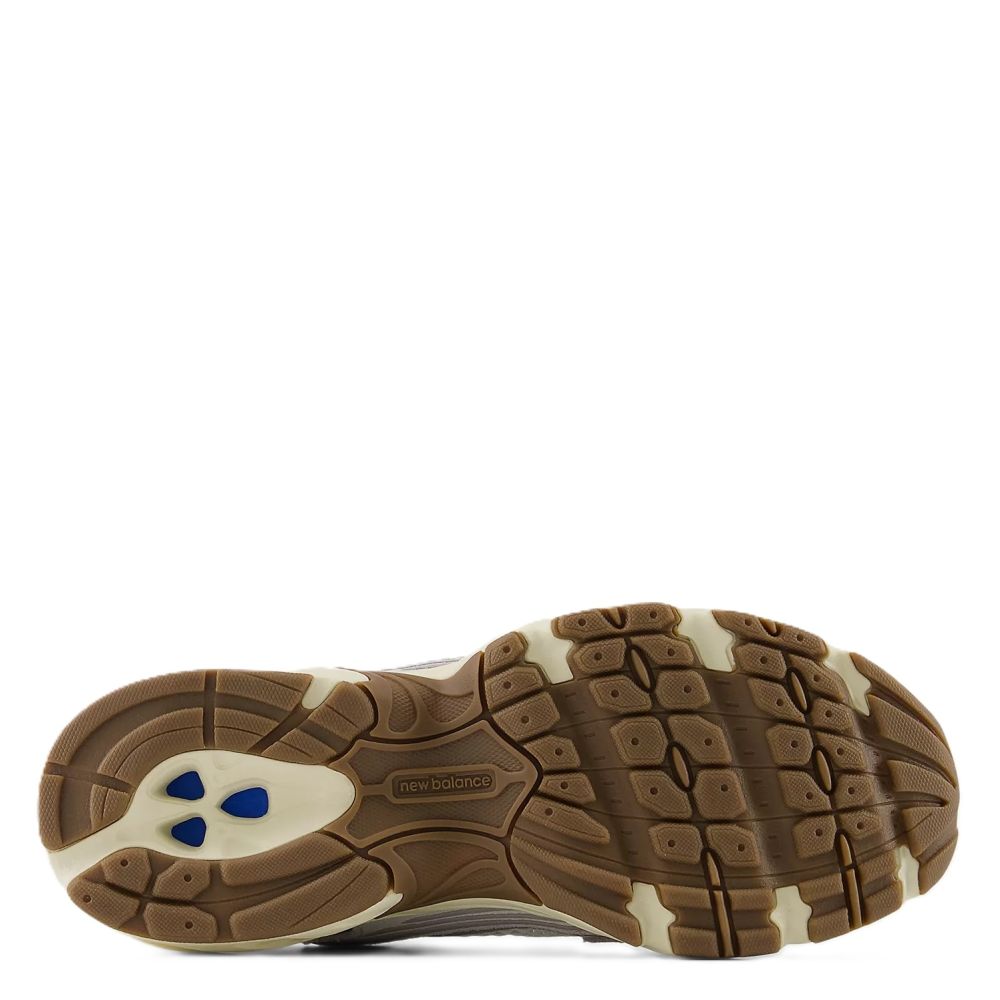 New Balance Women's 530 in Grey Matter with Truffle Salt