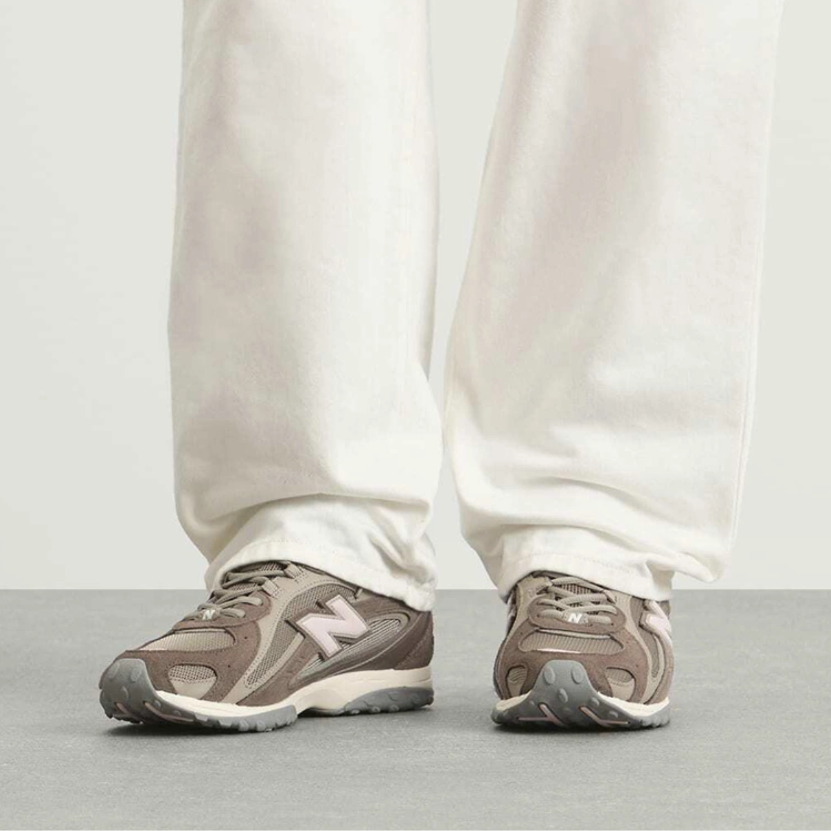 New Balance Women's 204L in Cortado with Stone