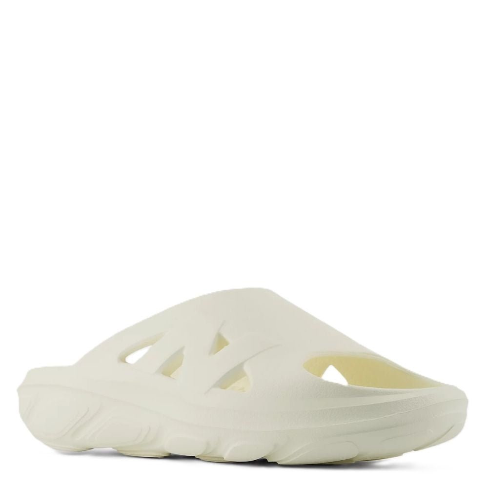 New Balance Fresh Foam RCVRY Slide in Angora with Parchment - Getoutside Shoes