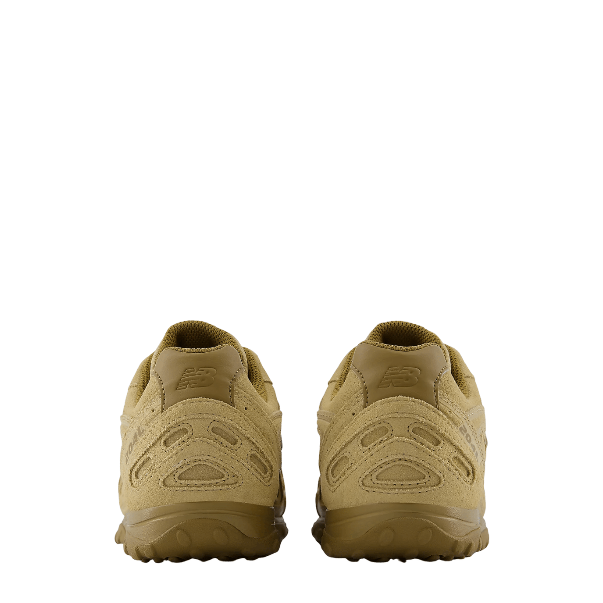 New Balance Women's 204L in Quicksand with Bark - Getoutside Shoes