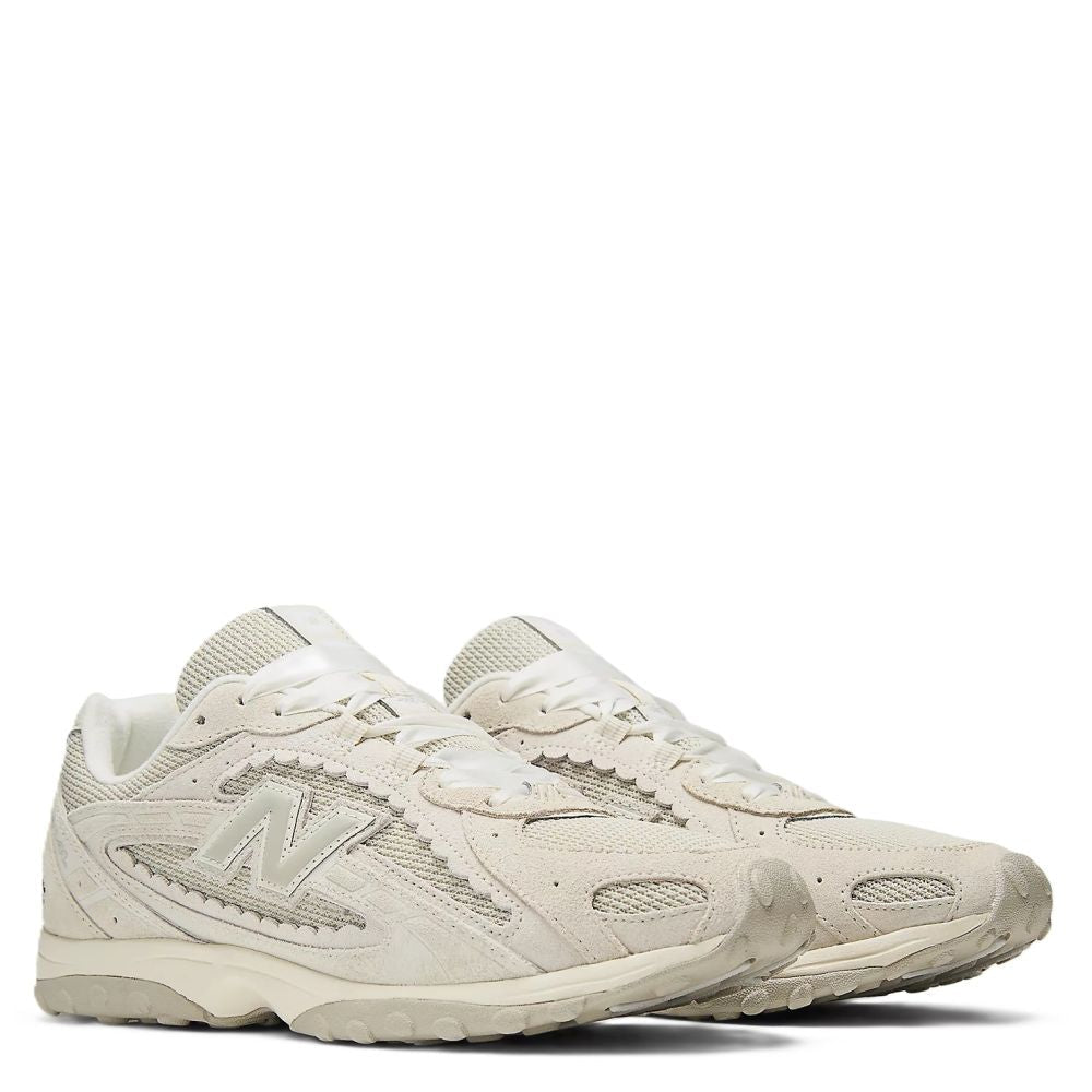 New Balance Women's 204L in Sea Salt with Linen - Getoutside Shoes
