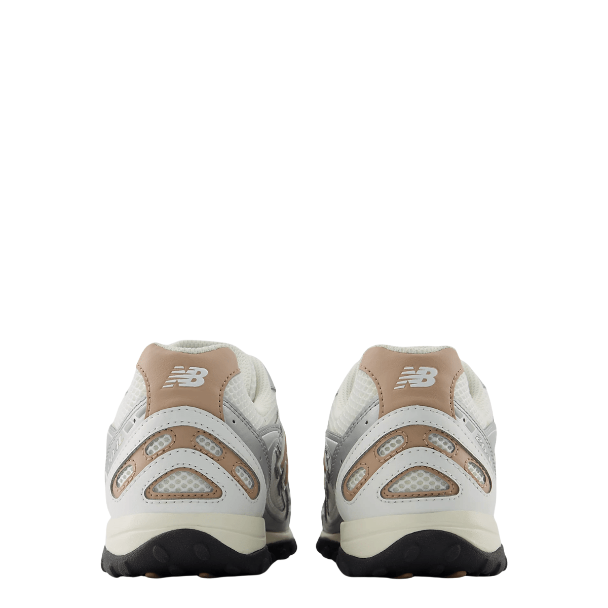 New Balance 204L Women in Silver Metallic with Flat Taupe - Getoutside Shoes