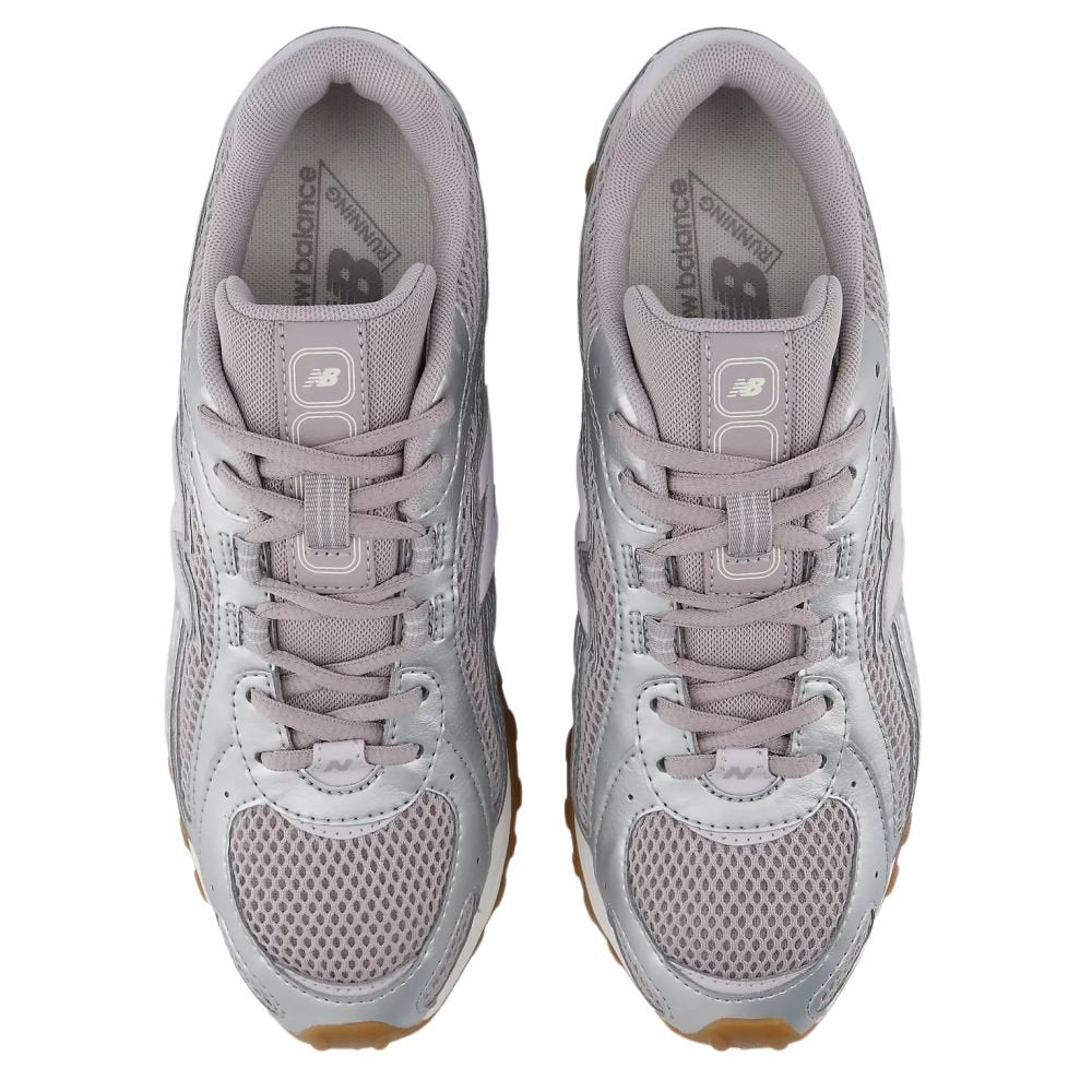 New Balance 204L Women in Truffle Salt with Horizon Grey and Silver Metallic - Getoutside Shoes