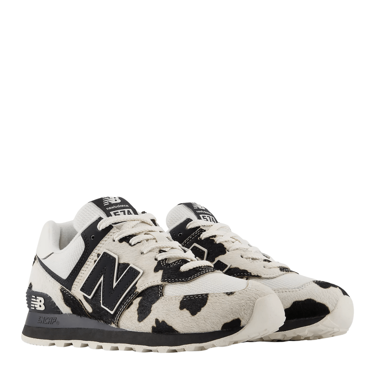 New Balance Women's 574 in Black with Linen - Getoutside Shoes