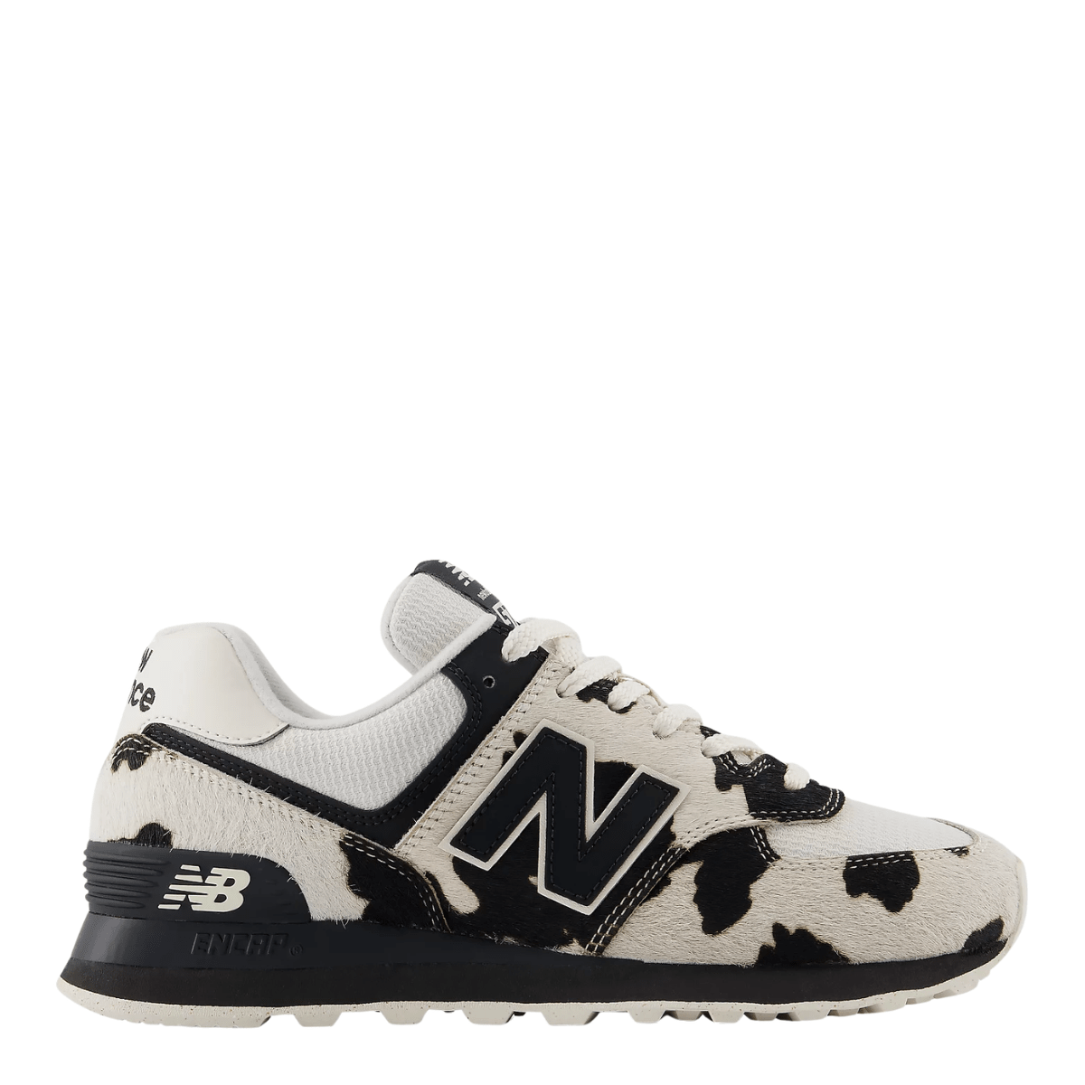 New Balance Women's 574 in Black with Linen - Getoutside Shoes