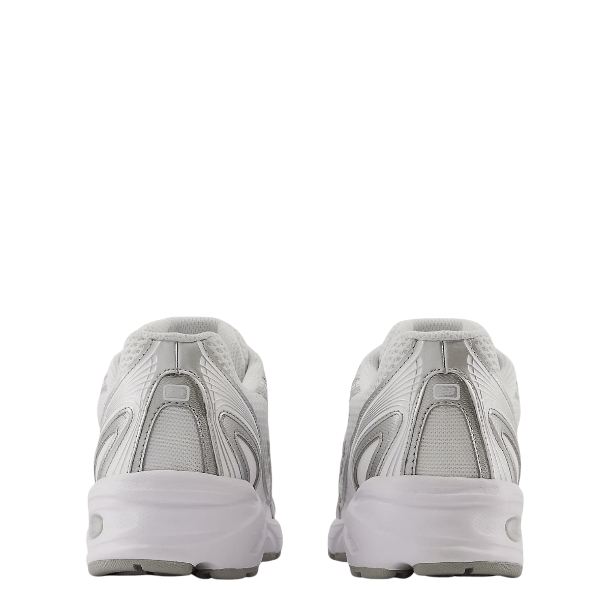 New Balance 740 Women in White with Metallic Silver and Reflection - Getoutside Shoes