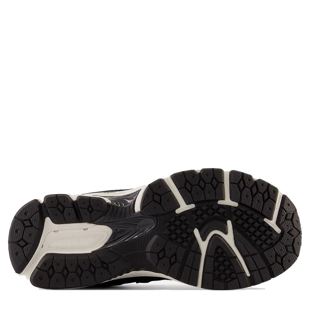 New Balance Youth 2002 in Black with Phantom | Getoutside Shoes