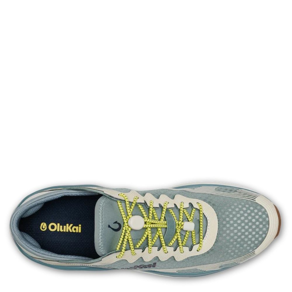 OluKai Men's ʻAhi in Seagreen/White Sand