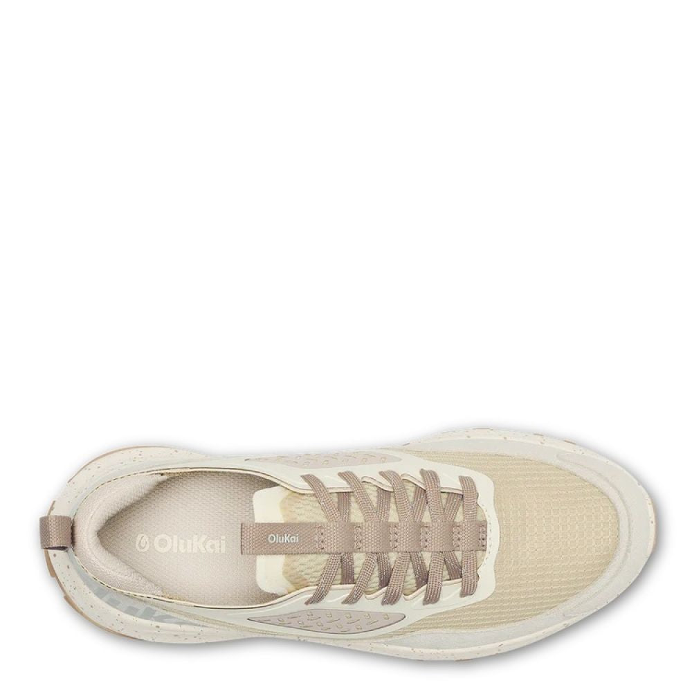 OluKai Women's Makiki in White Sand/Tapa
