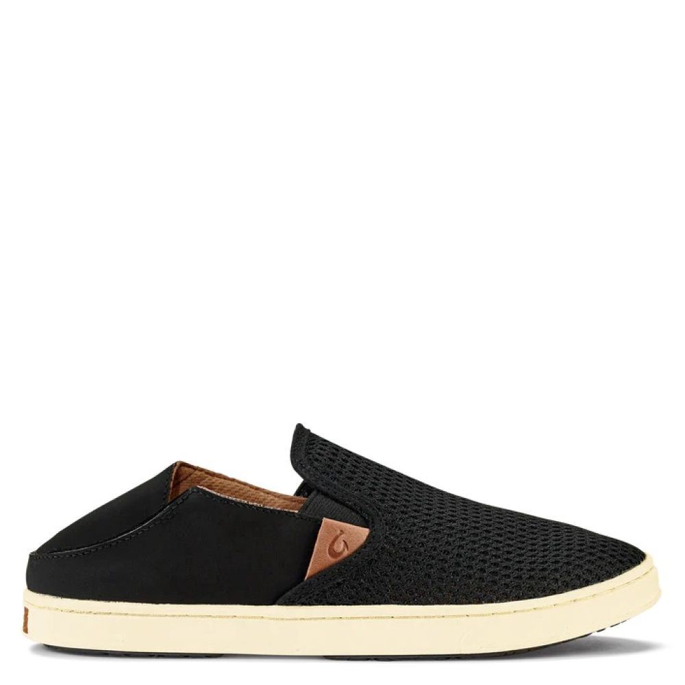 OluKai Women's Pehuea in Black