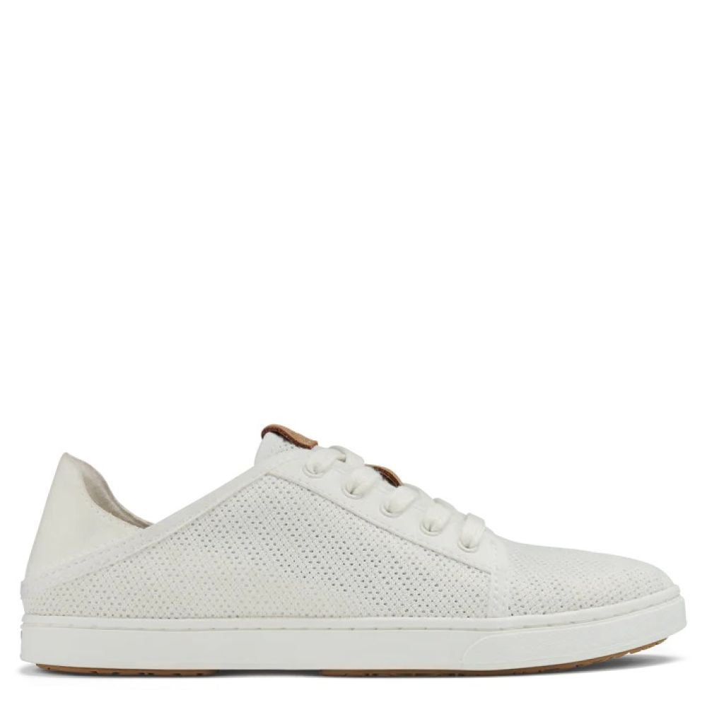 OluKai Women's Pehuea Lī in White