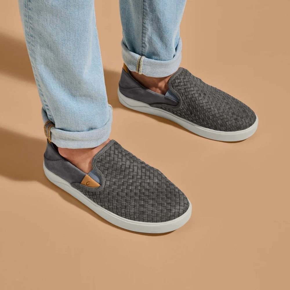 OluKai Men's Lae‘ahi Lauhala in Ash - Getoutside Shoes