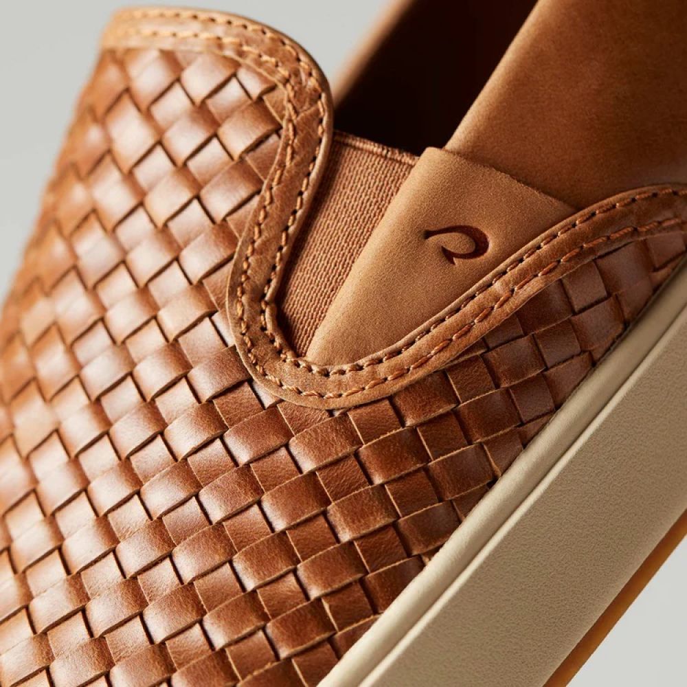 OluKai Men's Lae‘ahi Lauhala in Fox - Getoutside Shoes