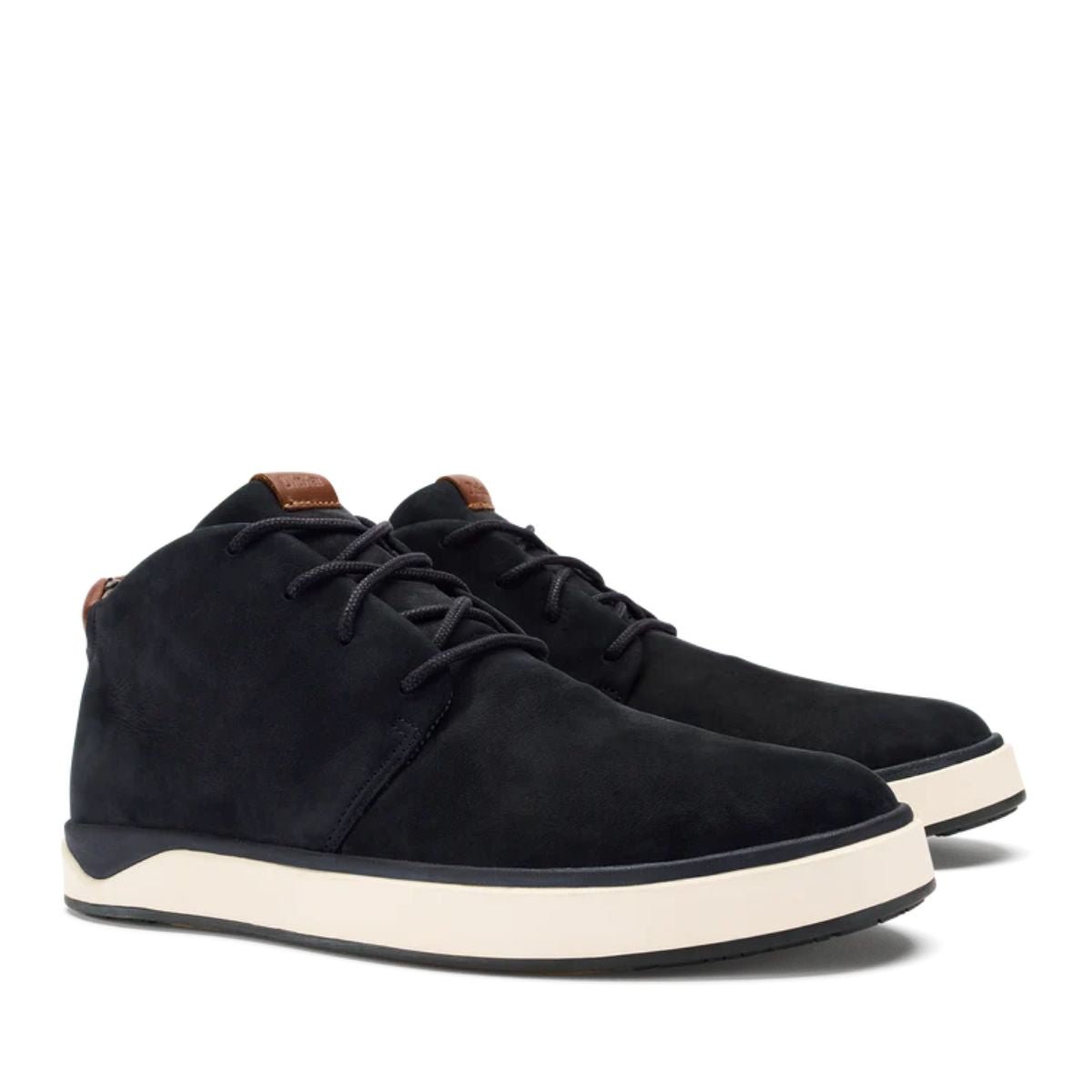 OluKai Men's Papakū 'Ili in Black - Getoutside Shoes